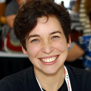 Julia Phillips