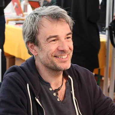 Fabrice Caro
