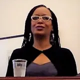 Feminista Jones - BDeBooks