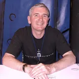 M.R. Carey - BDeBooks