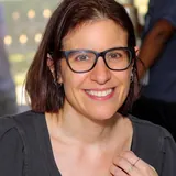 Ali Hazelwood - BDeBooks