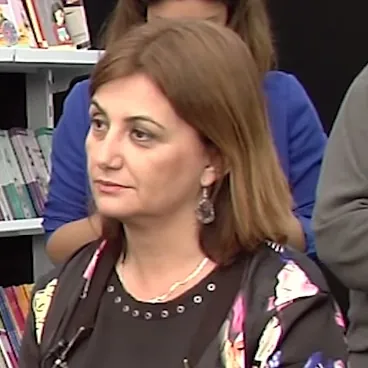 Carmen Amoraga