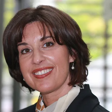 Cecilia Samartin
