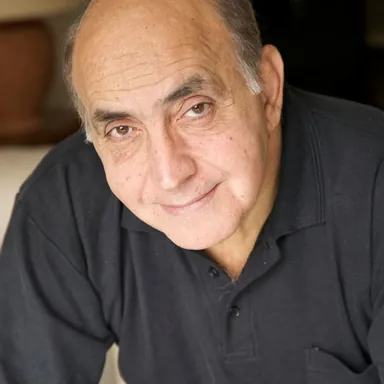 Gilbert Sinoué