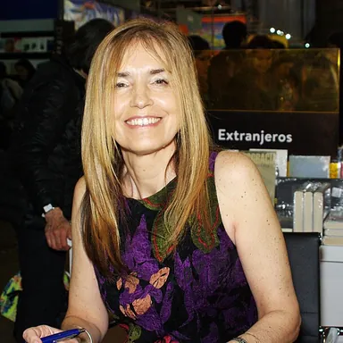 Gloria V. Casañas