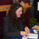 Helen Macdonald - BDeBooks