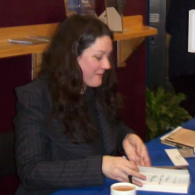 Helen Macdonald