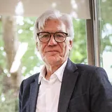 Iñaki Ezkerra - BDeBooks