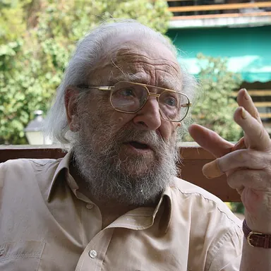 Juan García Atienza
