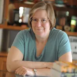 Lois McMaster Bujold - BDeBooks