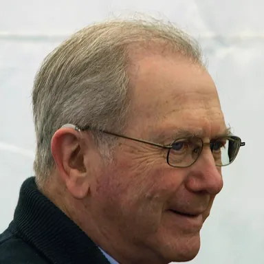 Noah Gordon