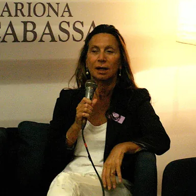 Nuria Amat