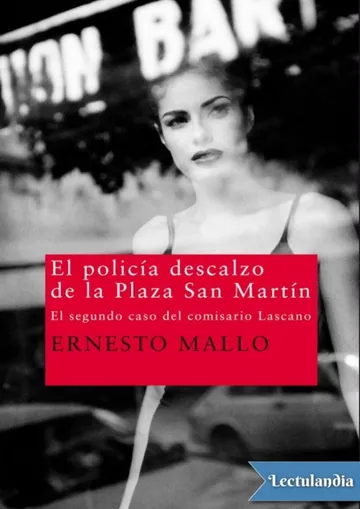 El policía descalzo de la Plaza San Martín de Ernesto Mallo, portada del libro