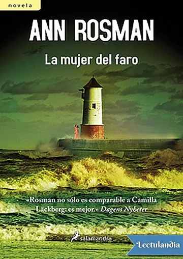 La mujer del faro de Ann Rosman, portada del libro