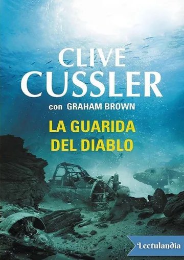La guarida del diablo de Clive Cussler, portada del libro