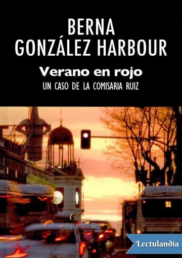 Verano en rojo de Berna González Harbour, portada del libro