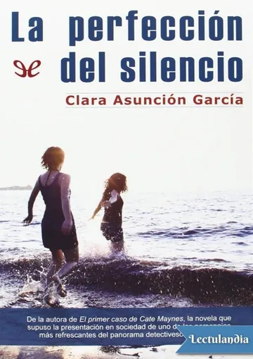La perfección del silencio de Clara Asunción García, portada del libro