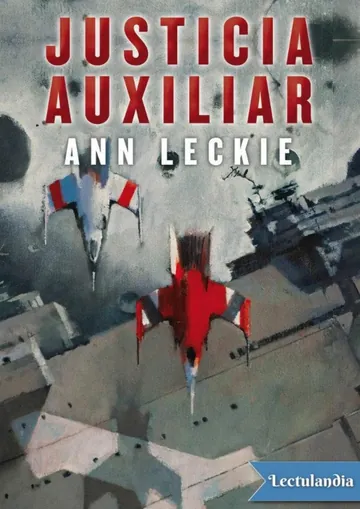 Justicia auxiliar de Ann Leckie, portada del libro